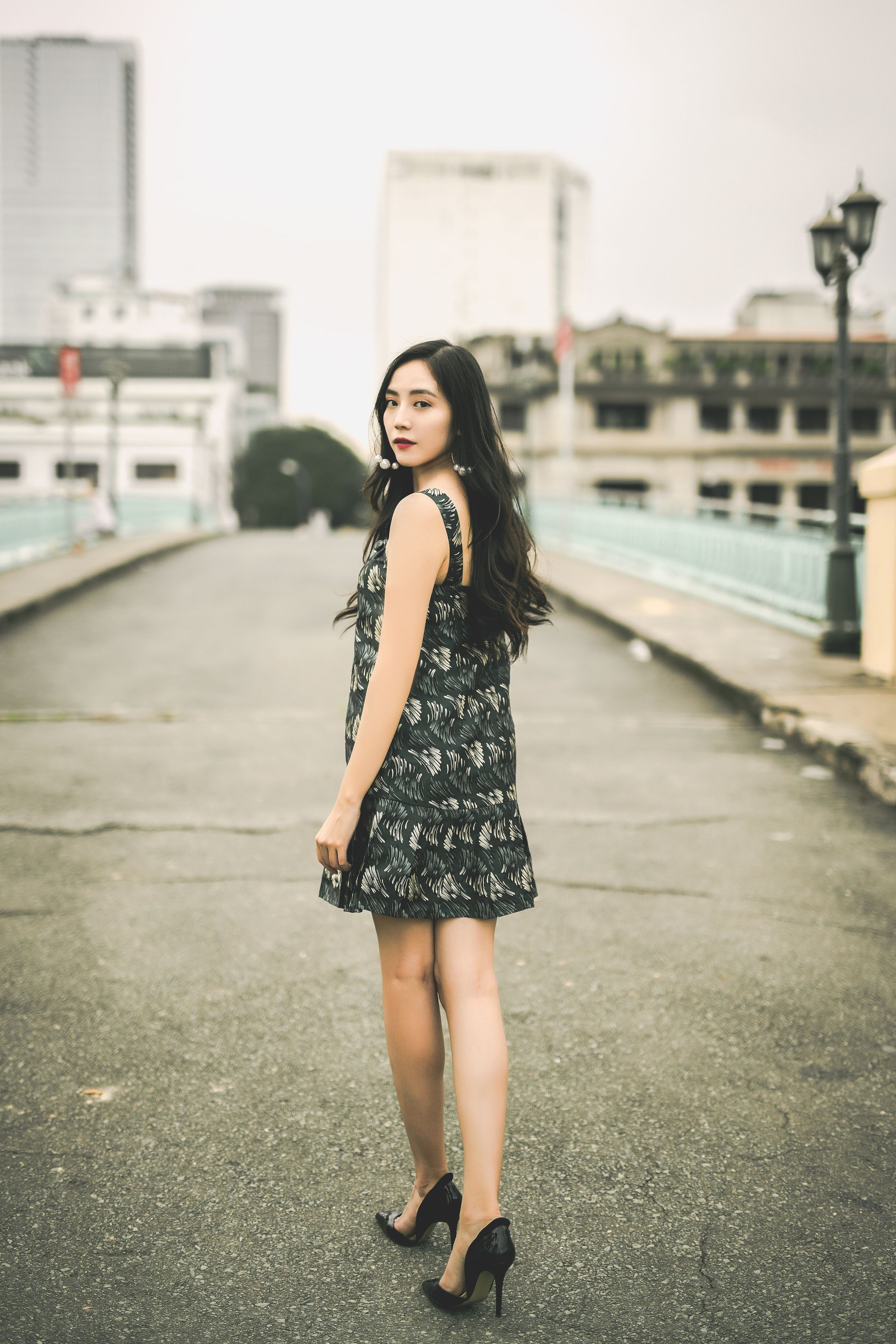 bin thi u JB173YX jus unsplash-1