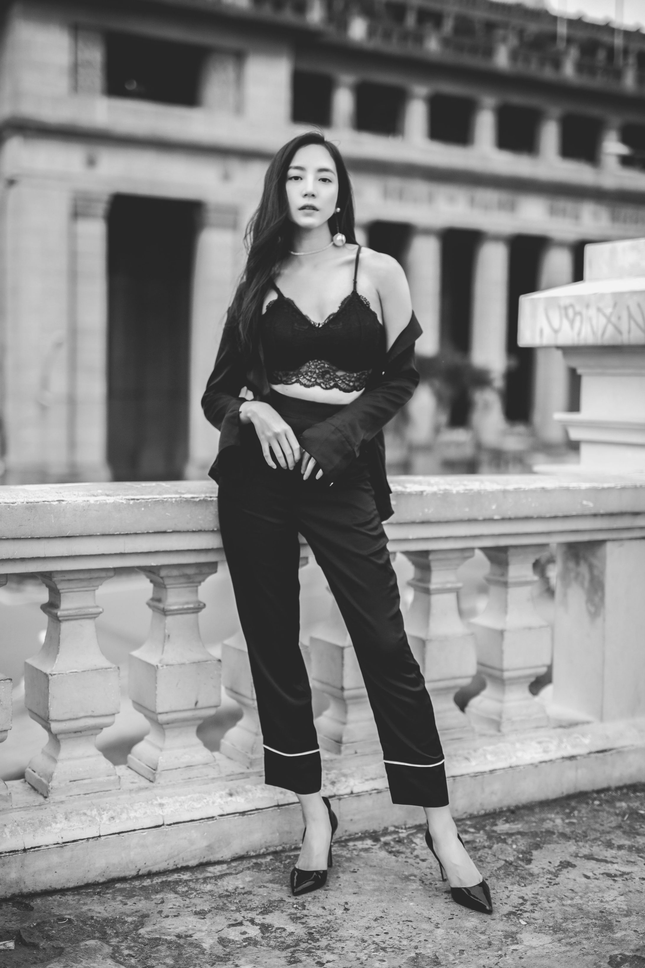 bin thi u JB173YX jus unsplash-1